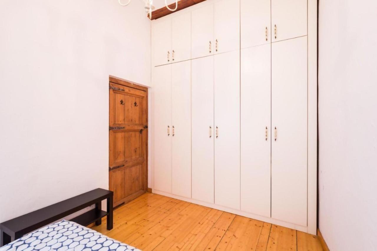 Old Town Plaza Negrito By Nomad Host Apartment Valencia Bagian luar foto