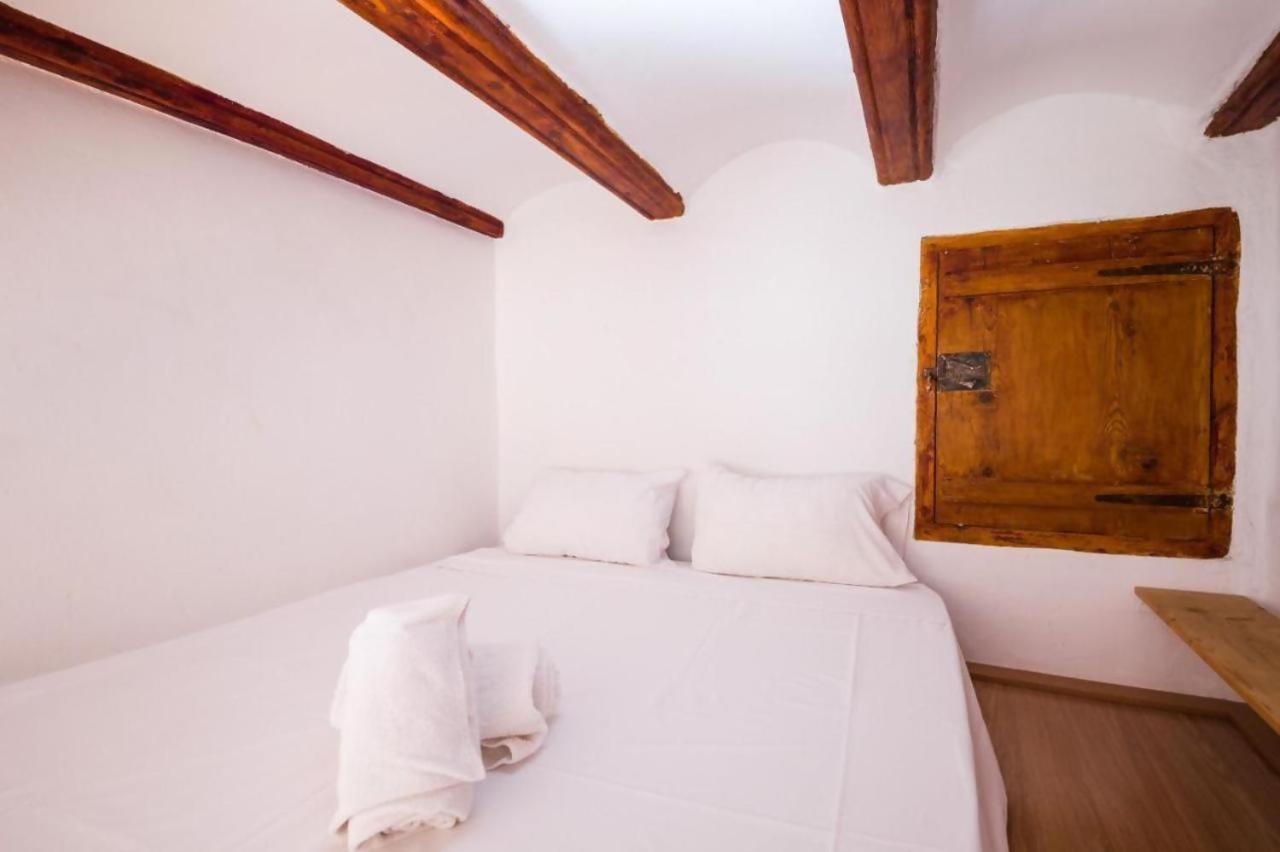 Old Town Plaza Negrito By Nomad Host Apartment Valencia Bagian luar foto