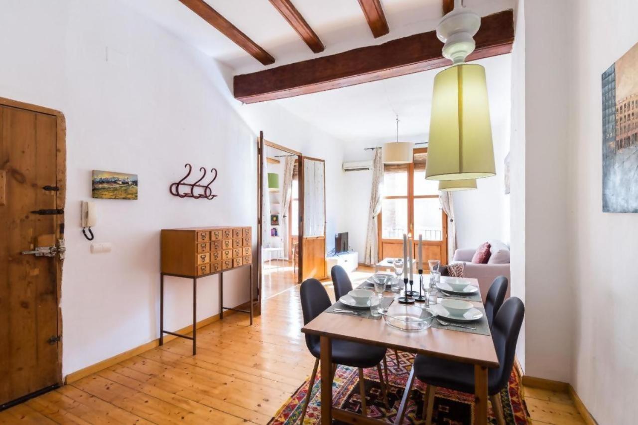 Old Town Plaza Negrito By Nomad Host Apartment Valencia Bagian luar foto