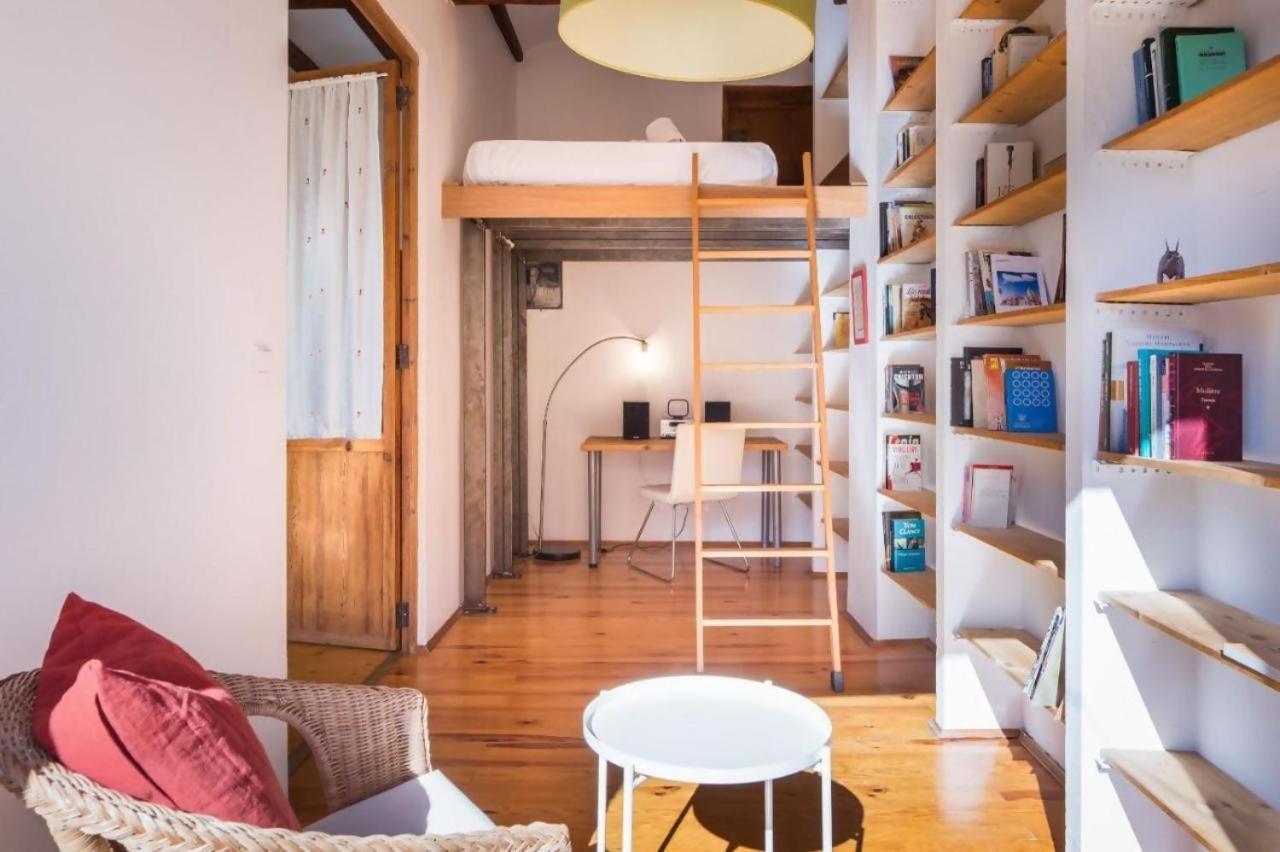Old Town Plaza Negrito By Nomad Host Apartment Valencia Bagian luar foto