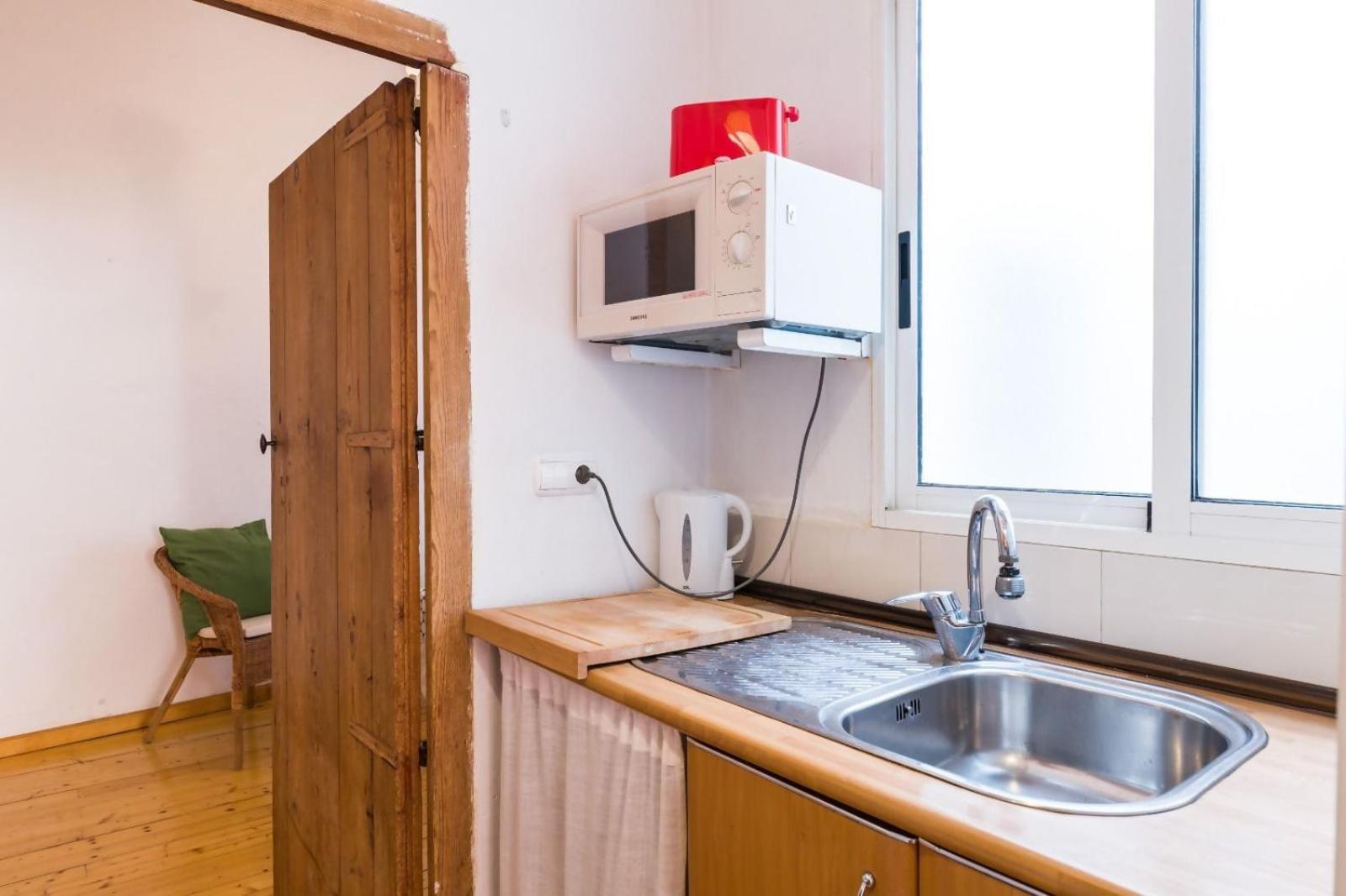 Old Town Plaza Negrito By Nomad Host Apartment Valencia Bagian luar foto