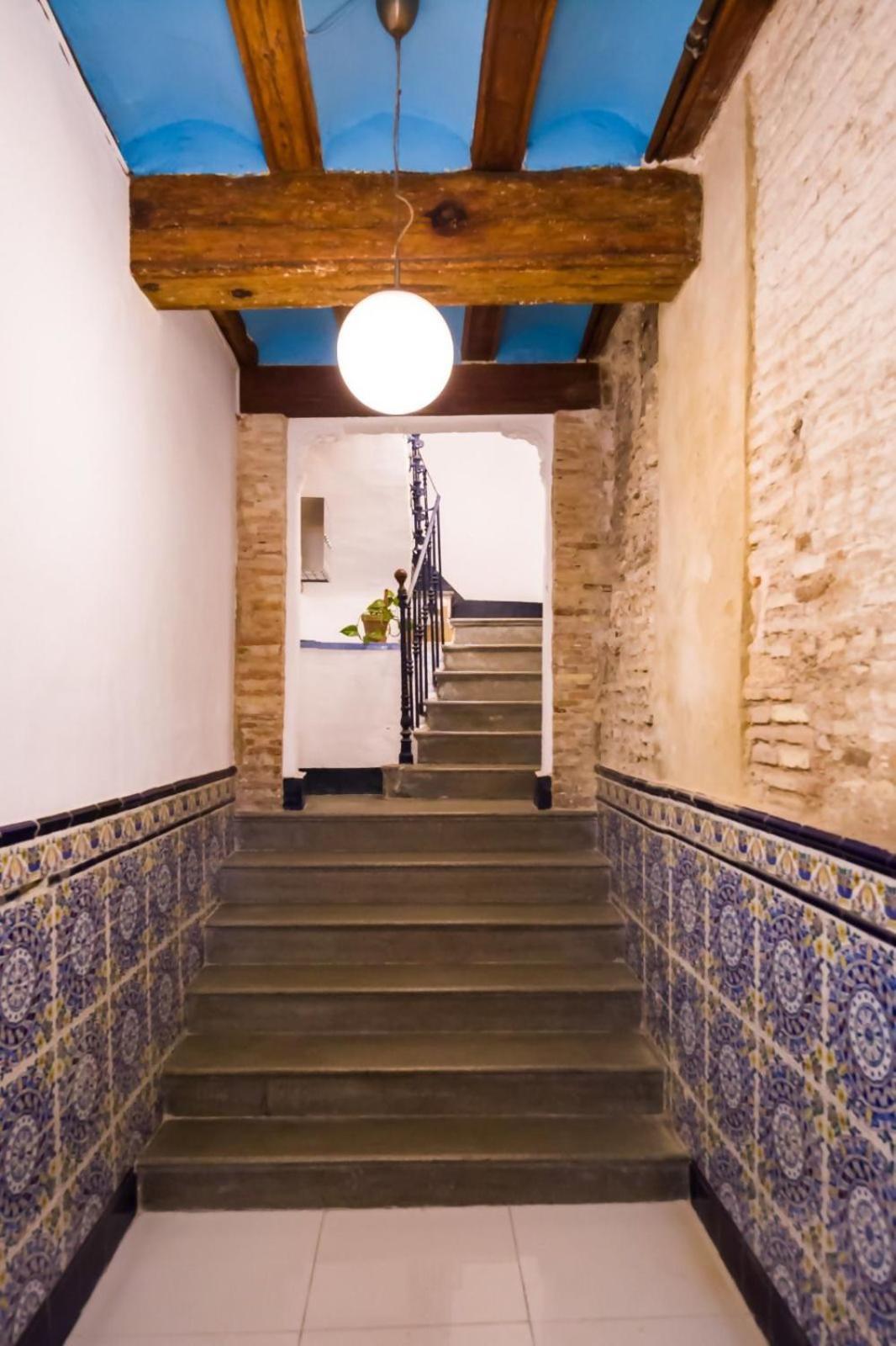 Old Town Plaza Negrito By Nomad Host Apartment Valencia Bagian luar foto